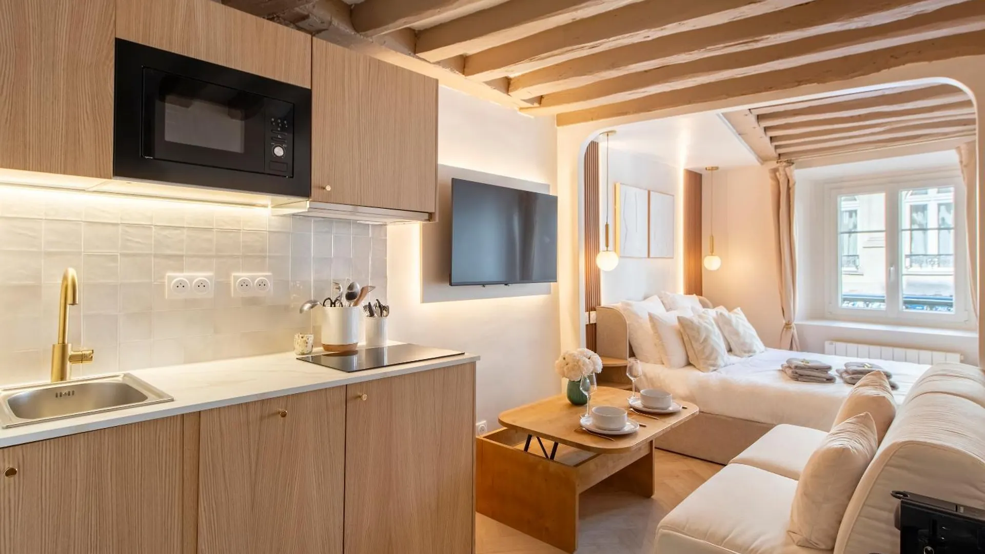 Louvre - Rivoli - Designer Studio - Sleeps 3P パリ