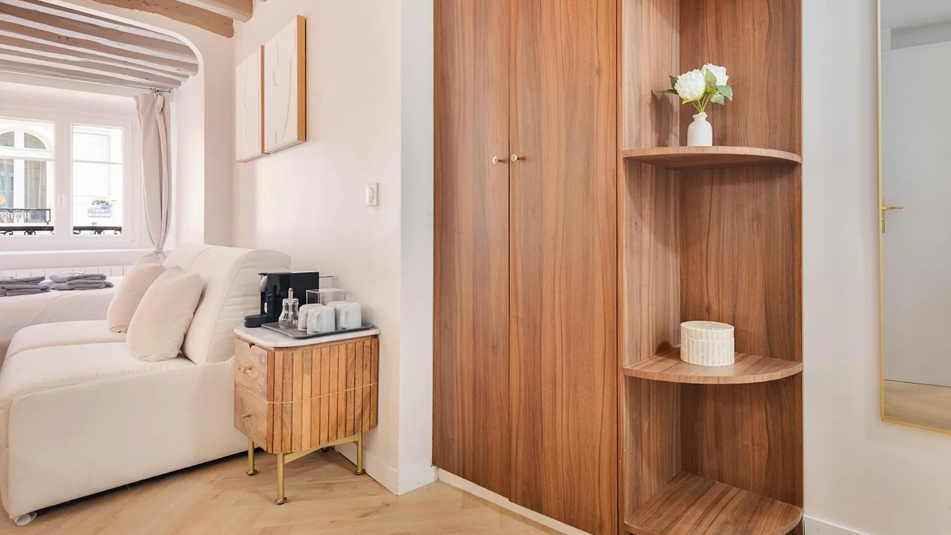 Louvre - Rivoli - Designer Studio - Sleeps 3P Paris 0*,  France