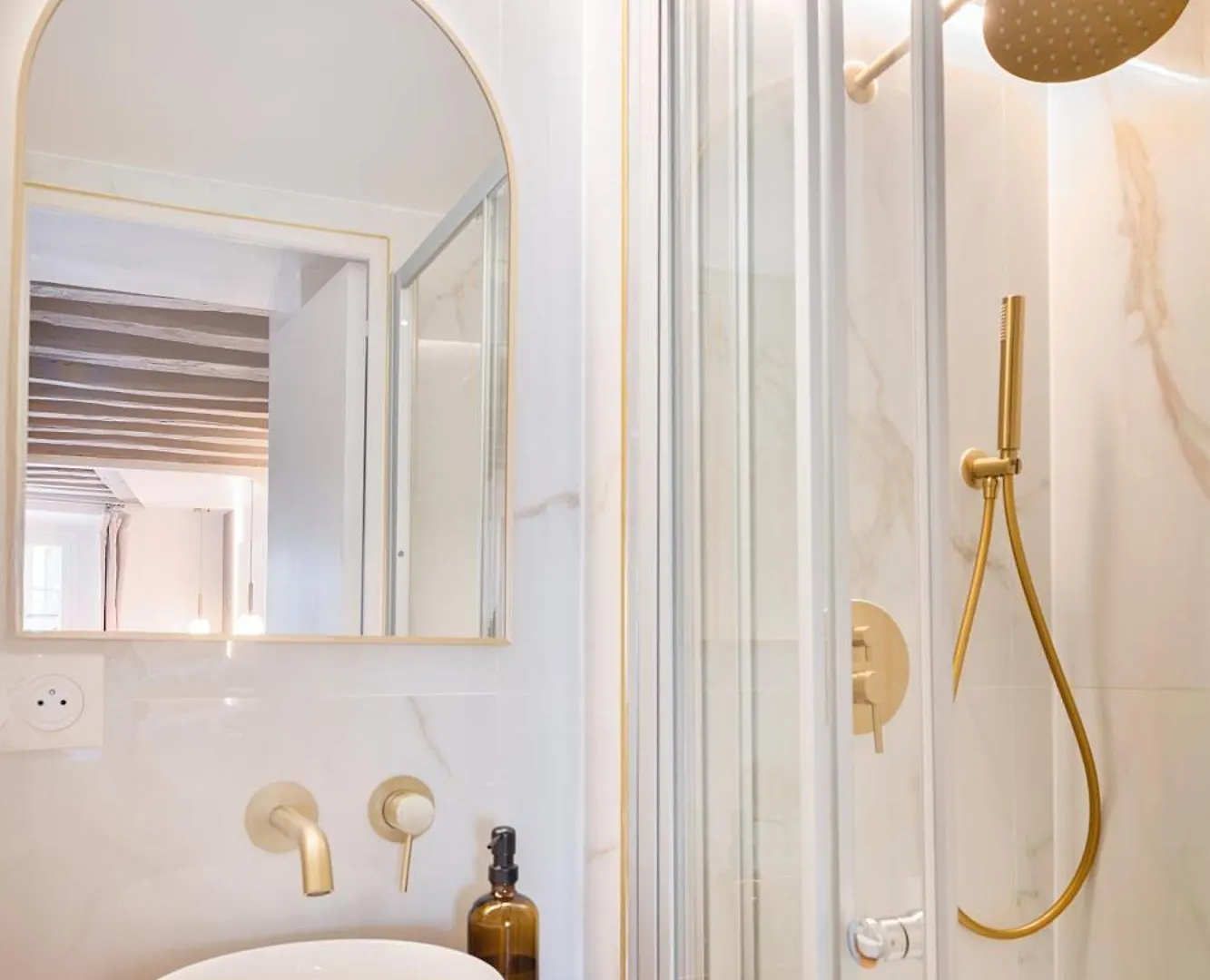 Louvre - Rivoli - Designer Studio - Sleeps 3P Paris Daire